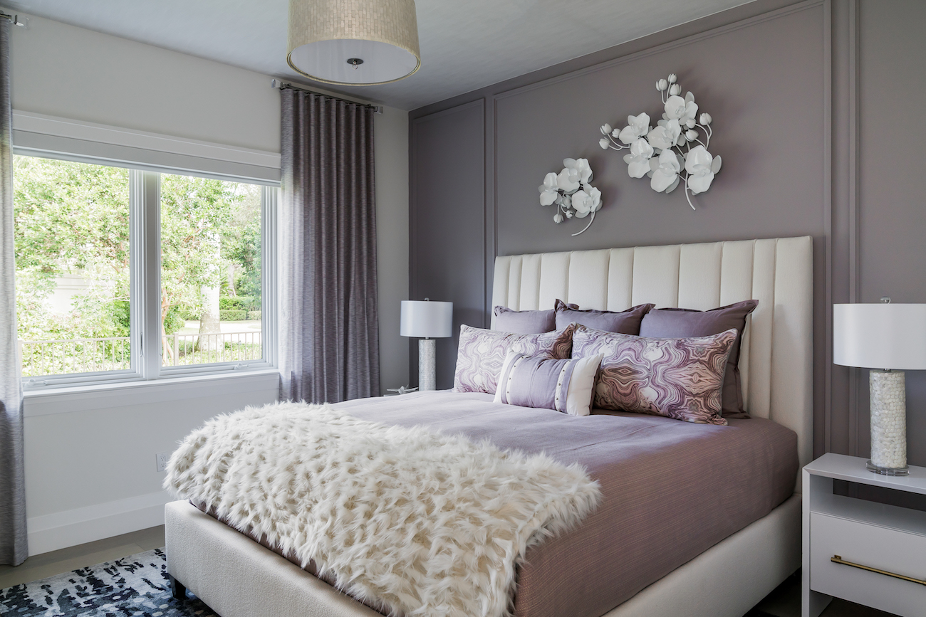 lavender-purple-bed-spread-interior-design