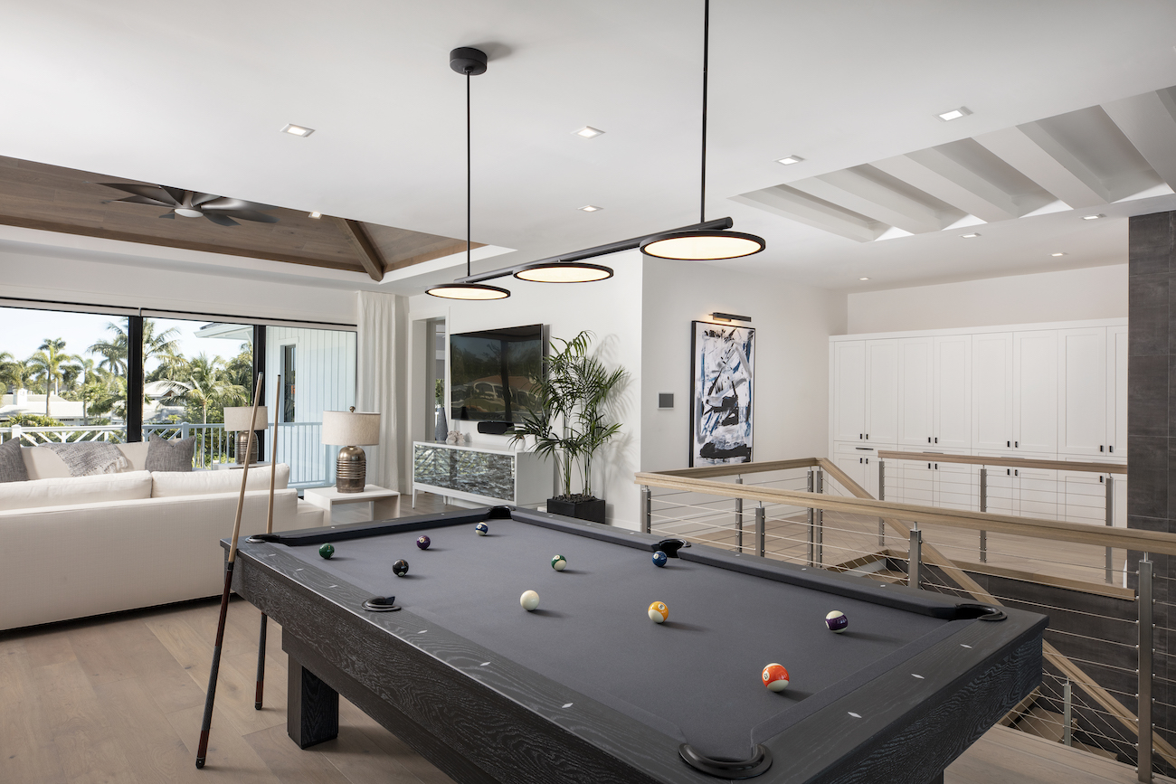 loft-interior-design-black-felt-pool-table