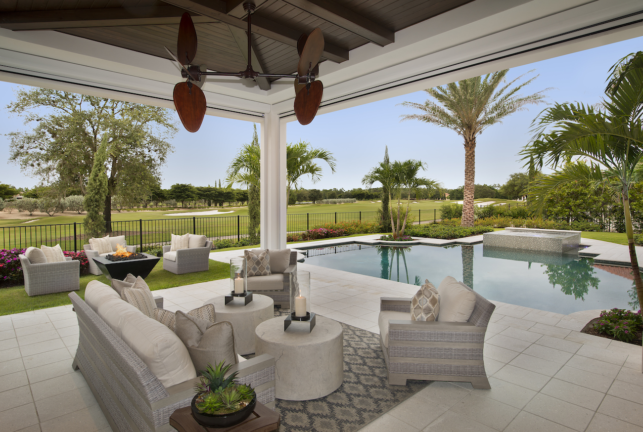 outdoor-living-space-furnishings-naples-fl