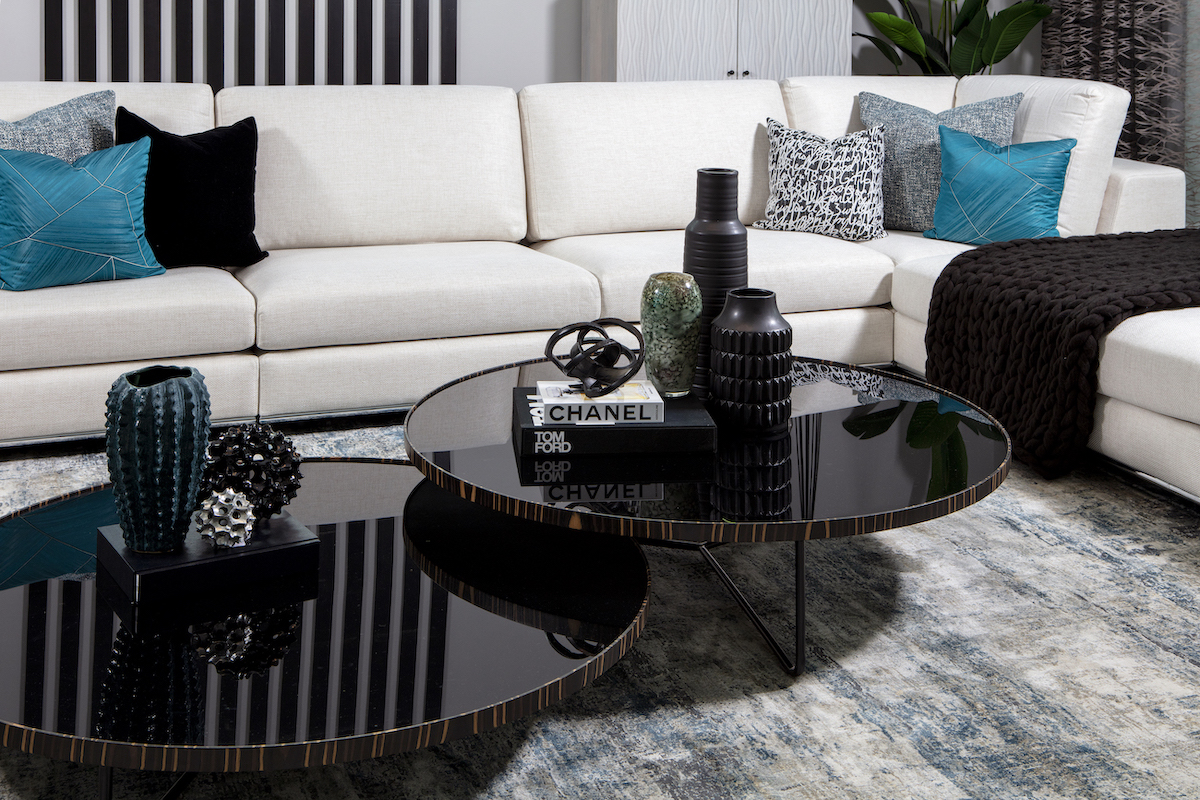 round-coffee-tables-black-glass