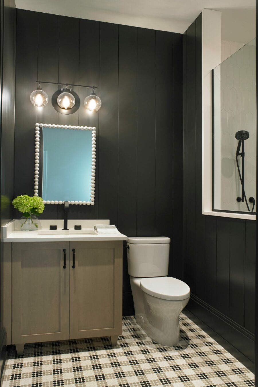 plaid-tile-with-black-textured-wall